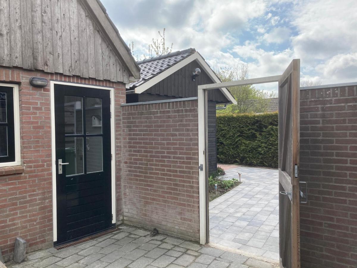 Vakantiehuis 'T Laaisterplakky Zonder Drempels Oude Bildtzijl Exterior photo